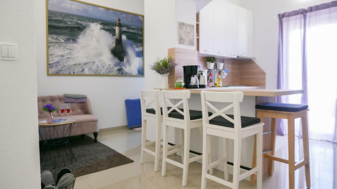 Apartment Larus Vir Exterior photo